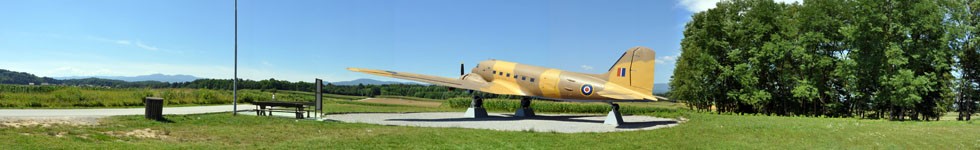 Otok - Letalo DC-3