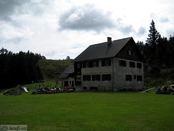 Dom na Menini planini Mountain Hut