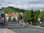 Maribor - Titova cesta - Titova cesta s Piramido v ozadju