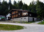 Dom na Osankarici Berghütte