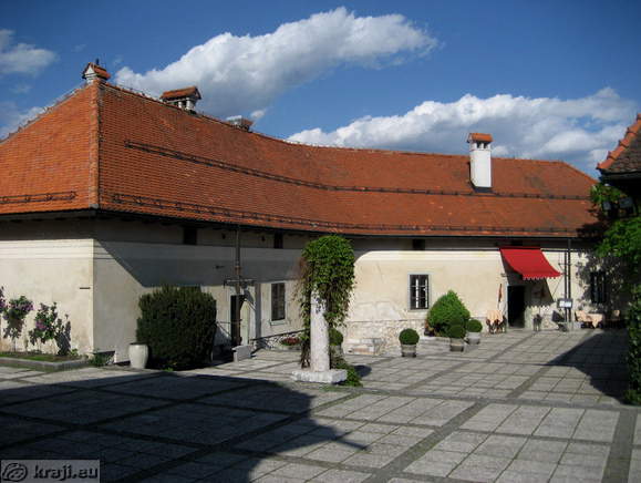 Burg von Bled - Obere und untere Hof