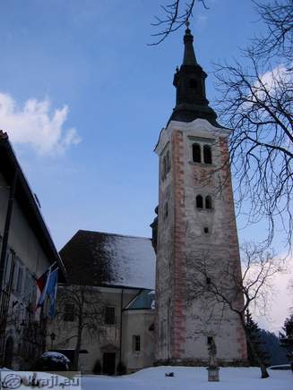 Marijina cerkev pozimi