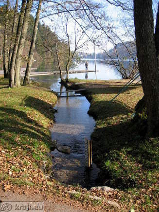 Pritok v Blejsko jezero