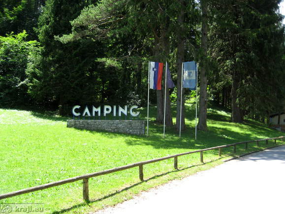 Arrival to the camp from baths in Velika Zaka