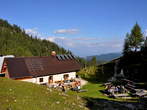 Blejska koca na Lipanci Mountain Hut - Blejska koca Mountain Hut on Pokljuka 