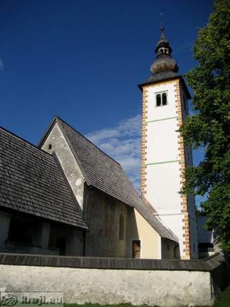 Cerkev sv. Janeza Krstnika z zvonikom