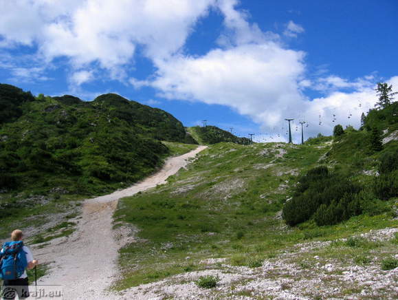 Path to the mountain Vogel