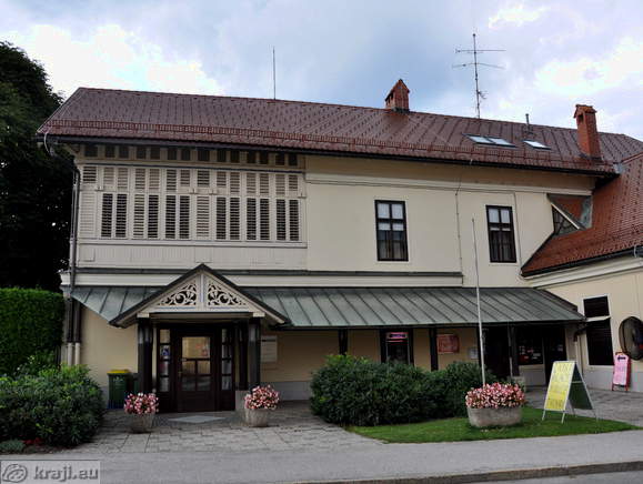 Cerklje na Gorenjskem - Hribars Villa