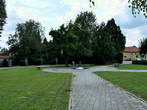 Spominski park znanih osebnosti Cerkelj - Osrednji del parka 