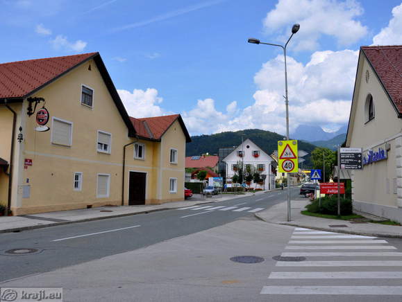 Start of the Trg Davorina Jenka from Krvavec direction