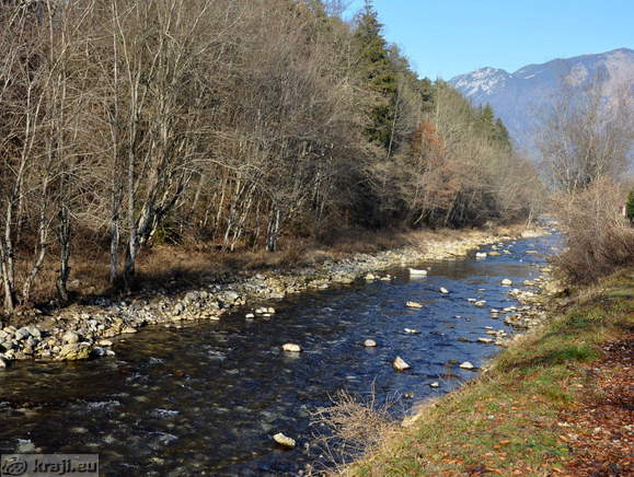 Reka Kokra pri Hotemažah