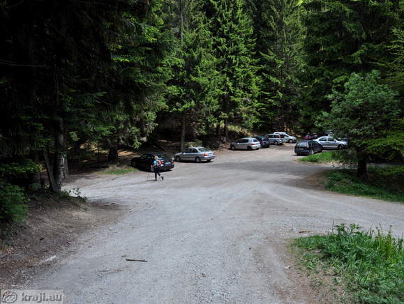 Parkirišče Črni kal