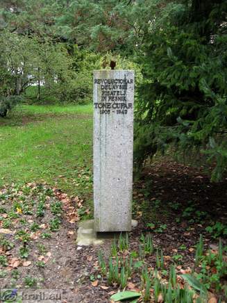 Bronze bust of revolutionary, working writer and poet Tone Cufar (1905 - 1942)