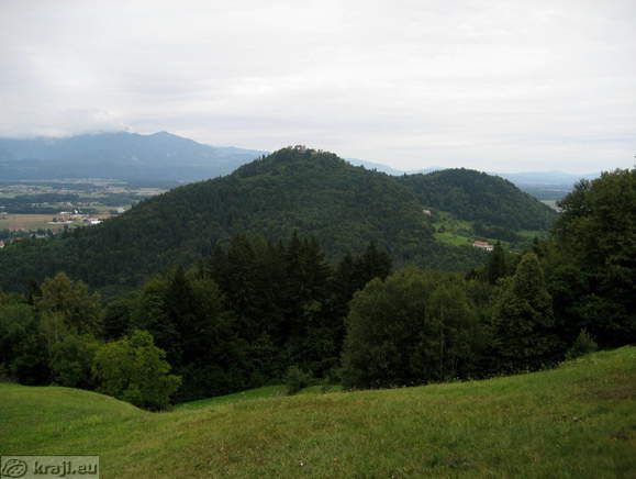 Pogled proti Šmarjetni gori