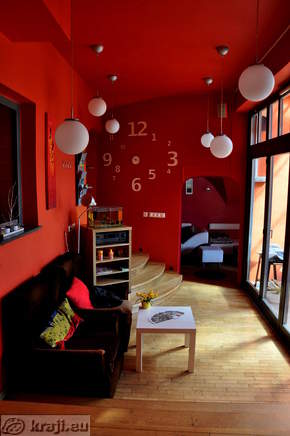 Central anteroom