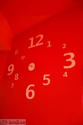 Wall clock