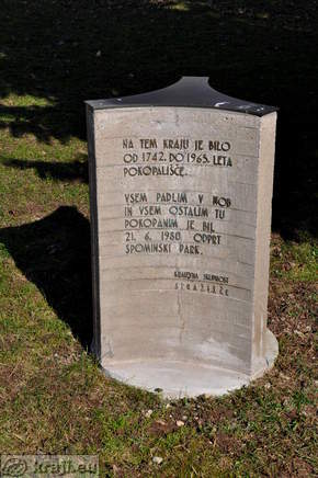 Plošča o spominskem parku Plošča o spominskem parku