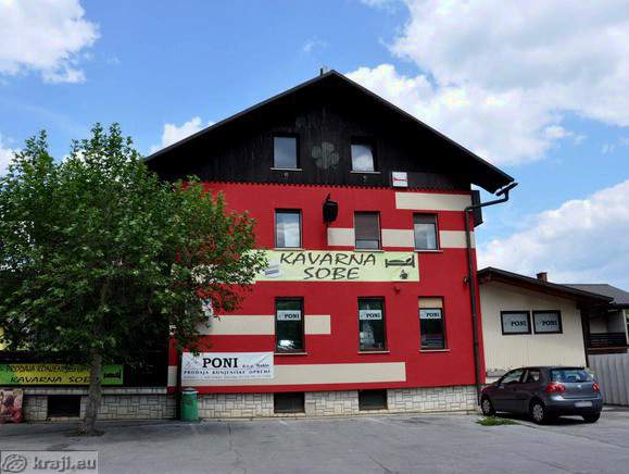 Coffeehouse and rooms Poni