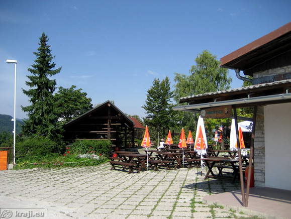 Hotel restaurant benches