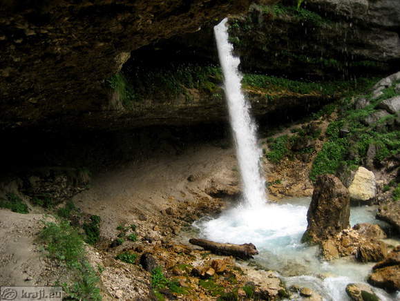 Passage under the fall