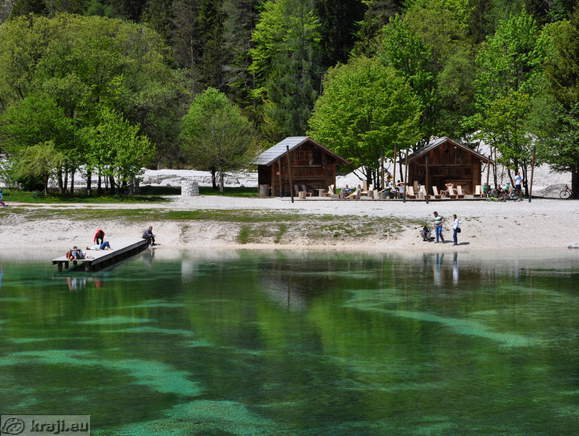 Coffeehouse at Lake Jasna