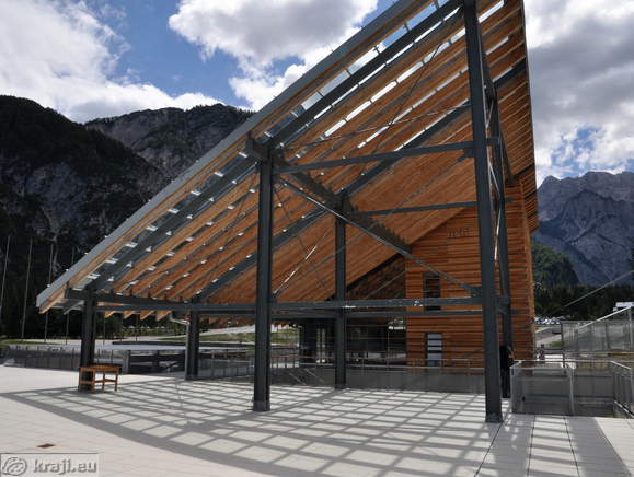 Service facility for ski jumping Service facility for ski jumping