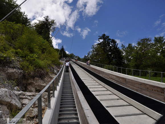 Last part of the path along the steep in-run