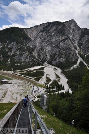 Path on the Flying hill and Ciprnik hill in the background