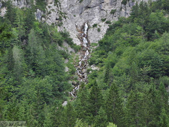 Nadiza Wasserfall - Erste Frühlings des Oberen Sava-Fluss