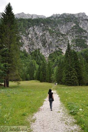 Nadiza Wasserfall - Erste Frühlings des Oberen Sava-Fluss