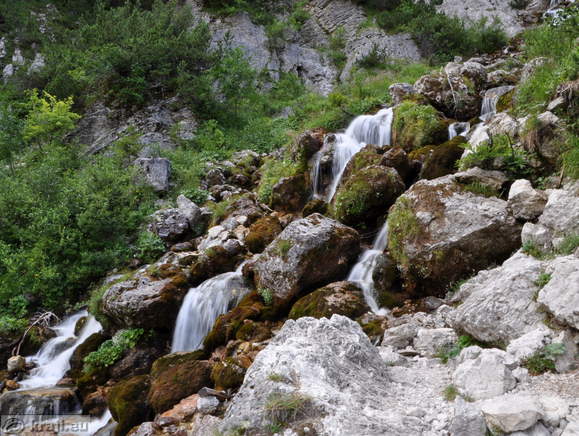 Nadiza Wasserfall - Erste Frühlings des Oberen Sava-Fluss