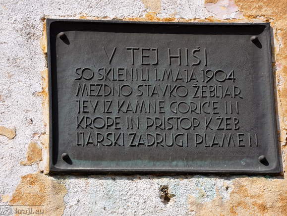 Spominska plošča o stavki žebljarjev iz leta 1904