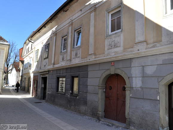 Zakotar and Spenglar House - Common front with stuccoworks