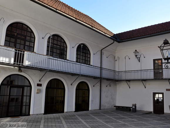 Radovljica - Pfarrhaus