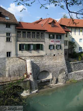 Skofja Loka - Kapucinski trg (Kapuziner Platz)