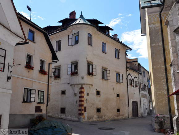 Homanova hiša - Župnija Škofja Loka