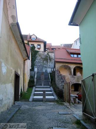 Path to Town Square (Mestni trg)