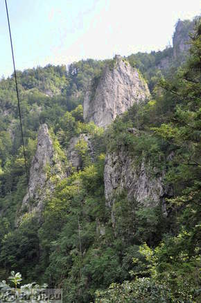 Dovzan Schlucht - Kuspegar Türme