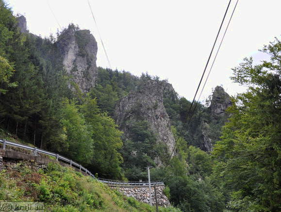 Dovzan Schlucht - Kuspegar Türme