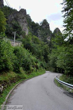 Dovzan Schlucht - Kuspegar Türme