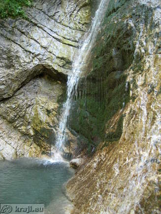 Part of the waterfall that fall down into pool
