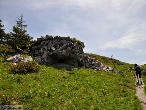 Soriska planina - Höhenweg: Mozic-parkplatz