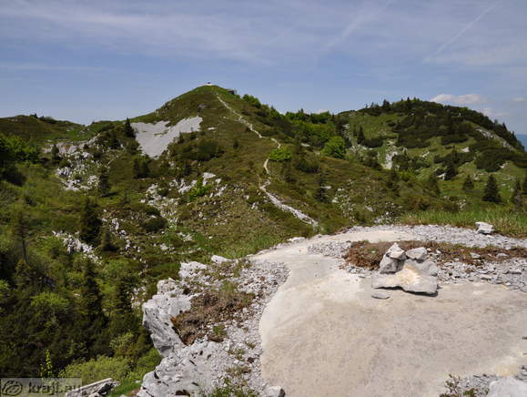 Soriska planina - Höhenweg: Mozic-parkplatz