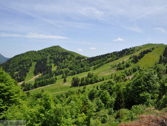 Soriska planina - Höhenweg: Mozic-parkplatz