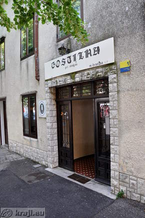 Ajdovscina - Lavricev trg (Lavric Markt)