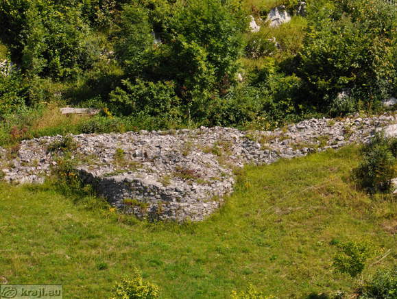 Archaeological Park Ad Pirum <br> North walls, towers