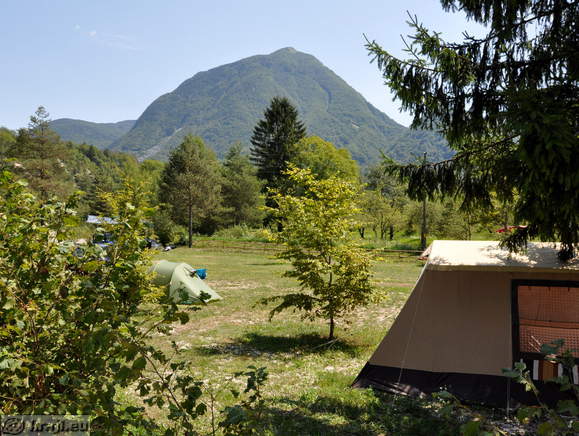 Cezsoca - Camp (Zeltplatz) Cezsoca - Camp (Zeltplatz)