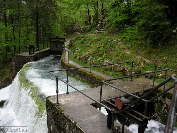 View of the dike surroundings View of the dike surroundings