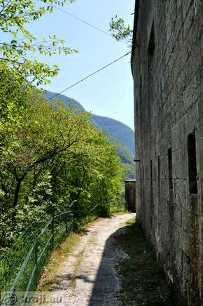 Trdnjava Kluže - Vzhodna stran