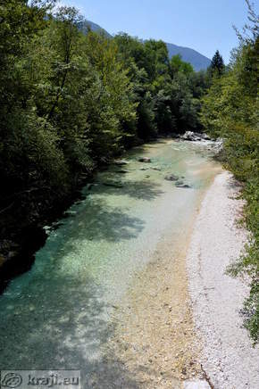 The Soca River in the direction of the confluence with Koritnica